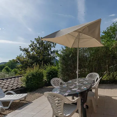 Les Sources La Remise Hébergement de vacances Chambonas